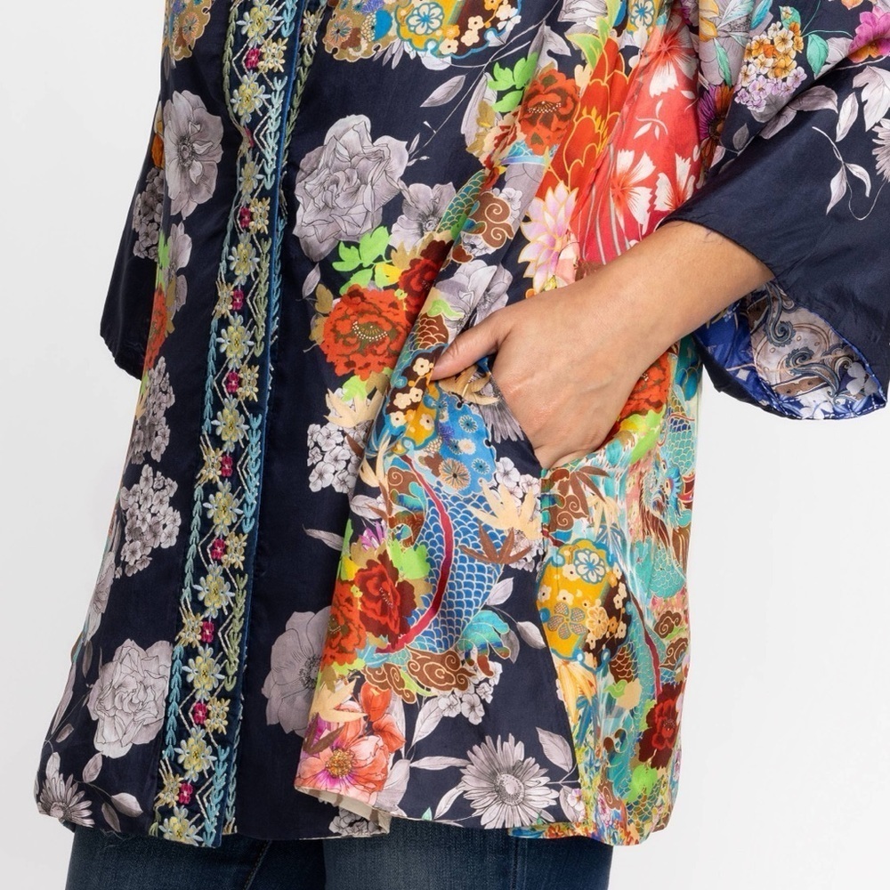 Johnny Was Navy Floral Cape Reversible two ways to wear! - Picture 10 of 14